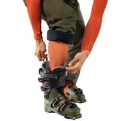 DYNAFIT TIGARD 130 CAPULET OLIVE FLUO ORANGE 24 -Ski Uitrusting Verkoopwinkel 9 130720 08 0000061931 5755 05